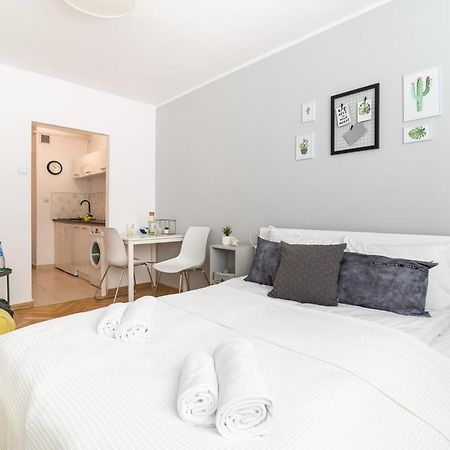 Rent Like Home - Bagno 3 Warszawa Zewnętrze zdjęcie